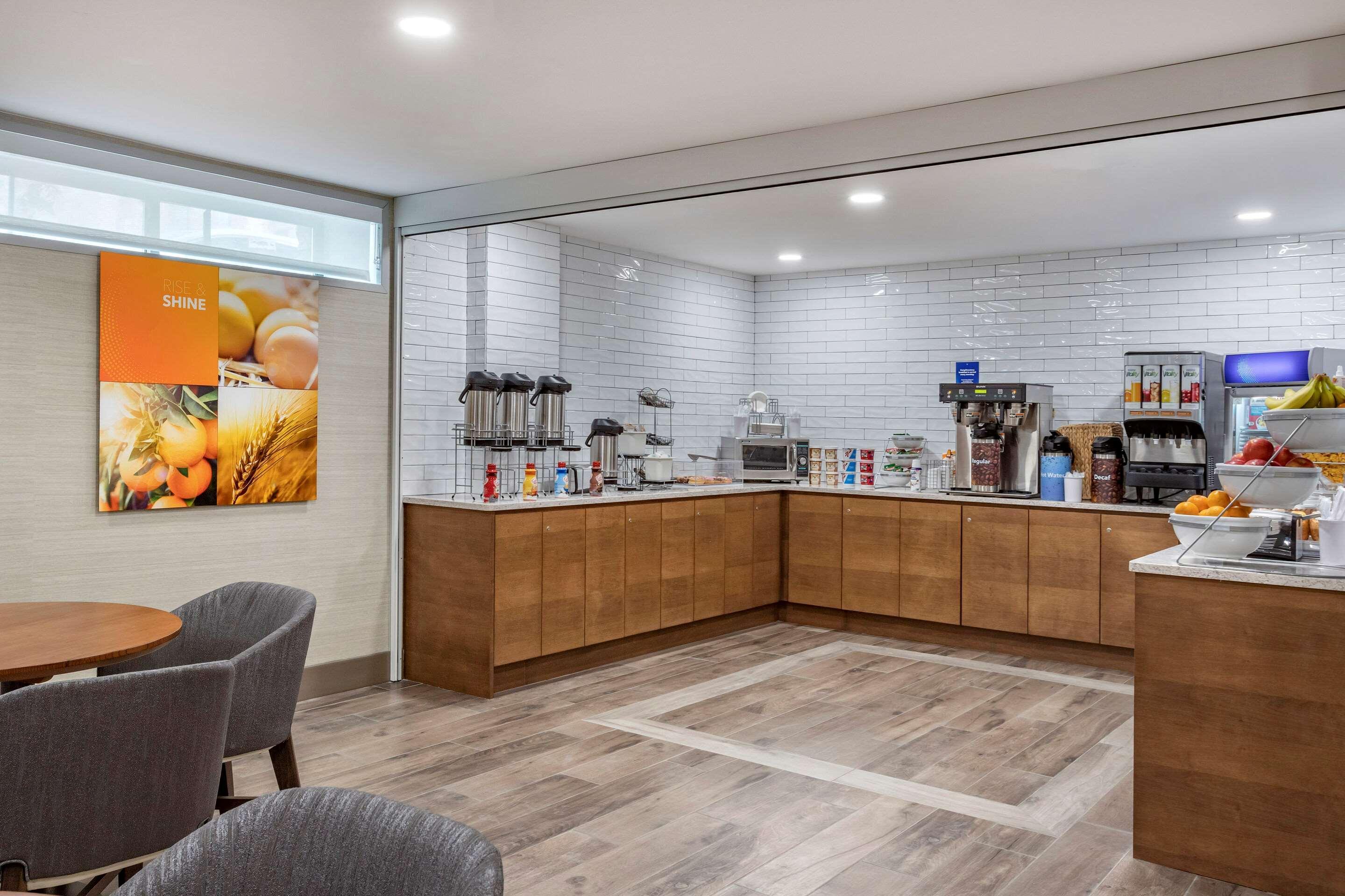 Comfort Inn Jfk Airport New York Bagian luar foto