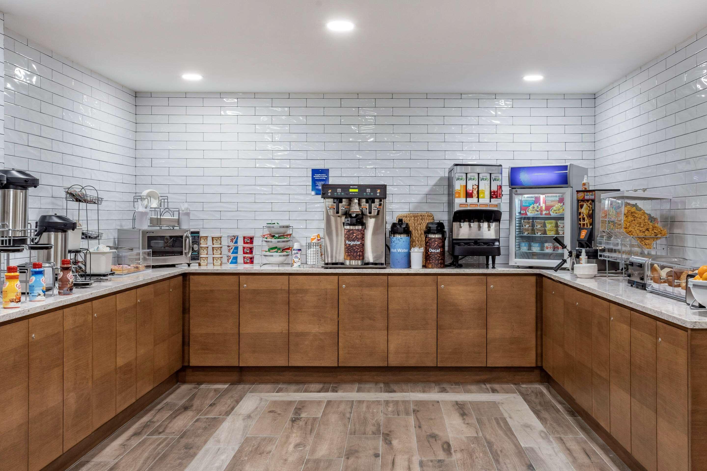 Comfort Inn Jfk Airport New York Bagian luar foto