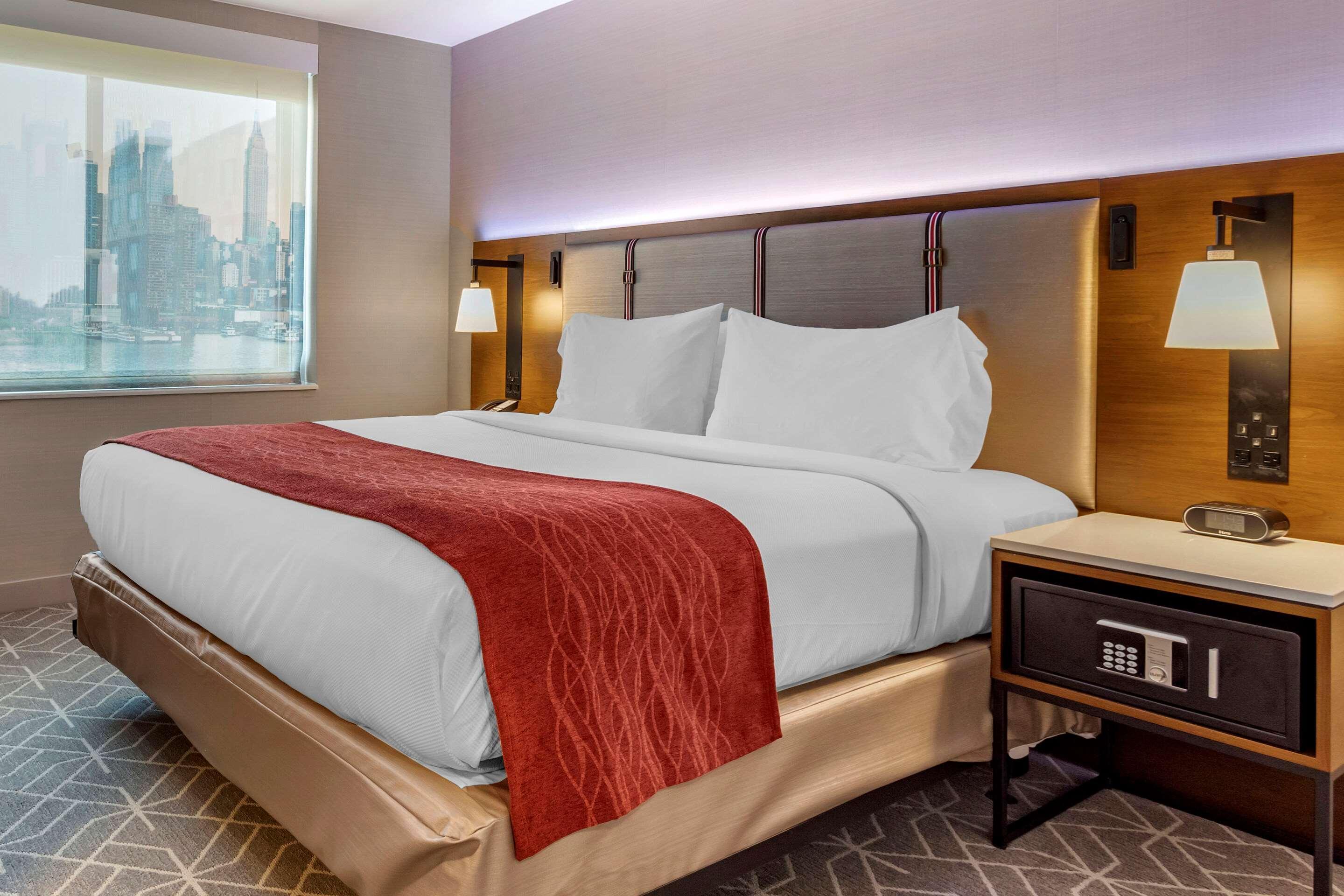 Comfort Inn Jfk Airport New York Bagian luar foto