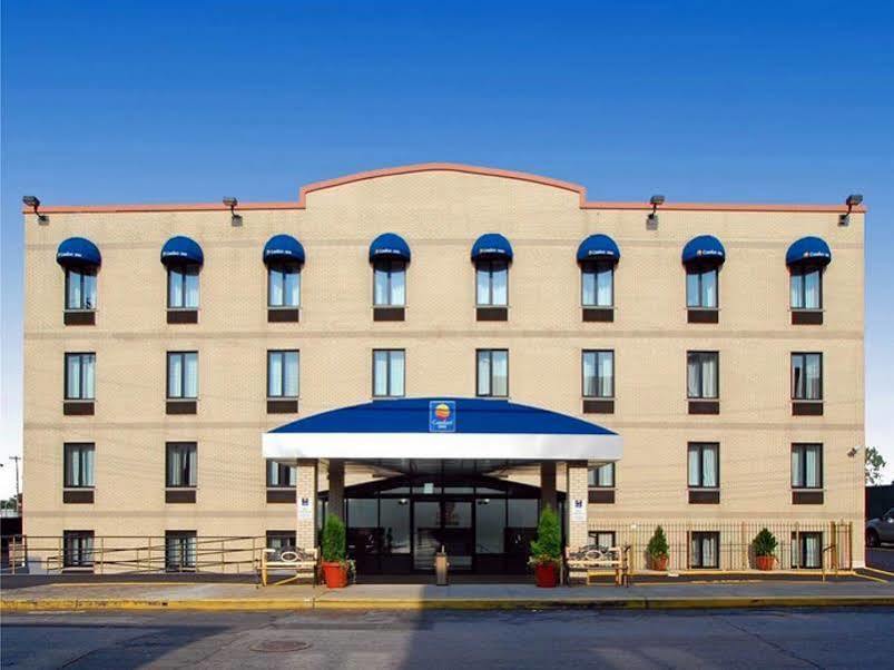 Comfort Inn Jfk Airport New York Bagian luar foto